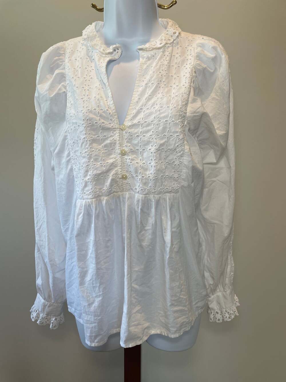 LOFT Top White Eyelet 100 Percent Cotton Ruffle Collar Trim  Size M